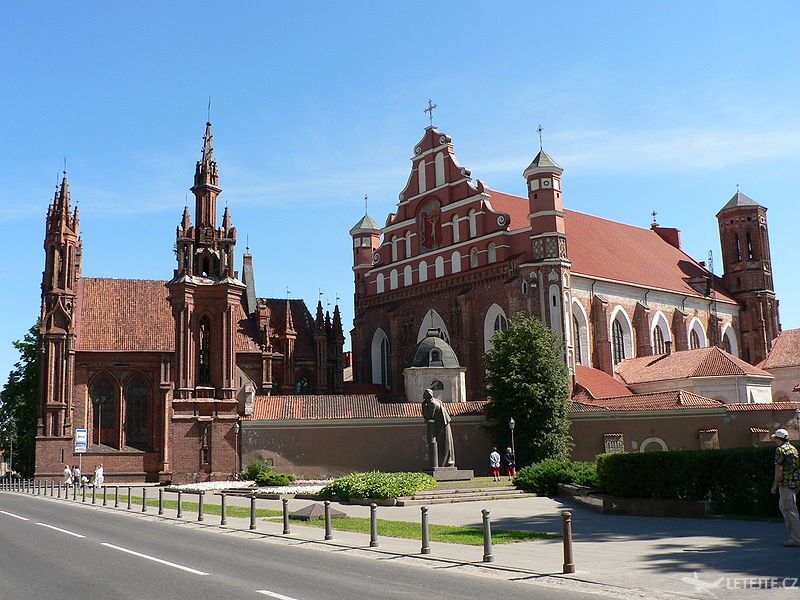 kostel sv. Anny ve Vilniusu, součást památek UNESCO, autor: Wojsyl